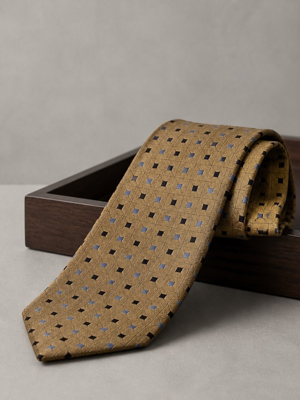 Dormeuil Light Brown w/Light Blue/Dark Blue Geometric Woven 100% Silk Men's Tie